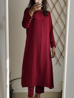 Maroon Buttoned Kurta Set