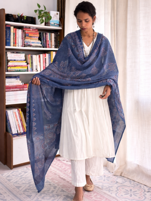 Midnight Indigo MulMul Handblock Dupatta | Saaragya